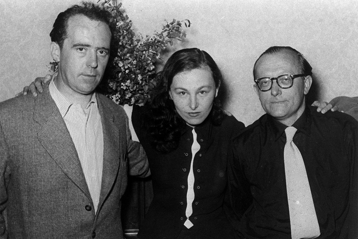 Einzelne Frauen waren willkommen. V. l. : Heinrich Böll, Ilse Aichinger und Günther Eich 1952 während der Tagung der Gruppe 47
