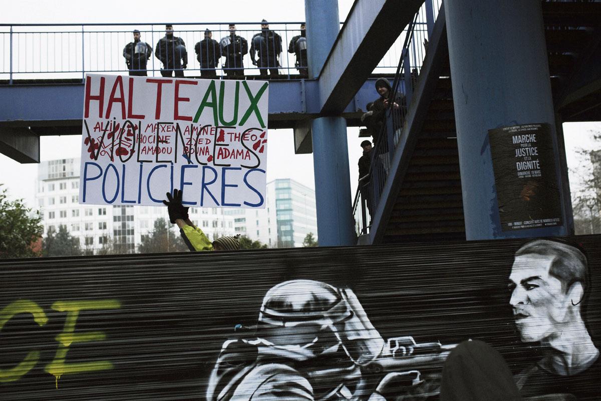 »Schluss mit der Polizeigewalt«: Protest in der Pariser Banlieue Bobigny am 11. Februar