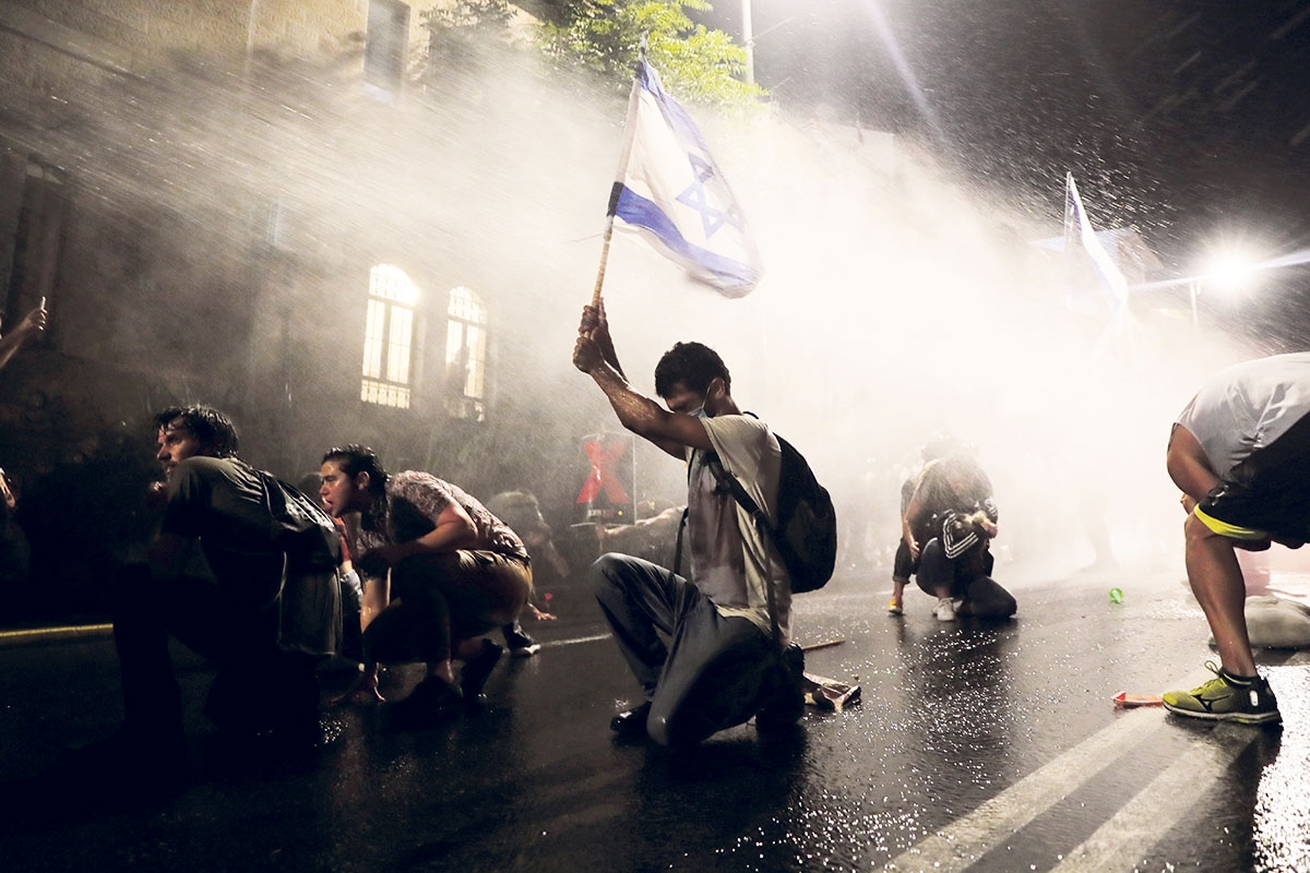 In Israel setzte die Polizei vorige Woche bei mehreren Demonstrationen gegen die Regierung Wasserwerfer ein, Jerusalem, 18. Juli
