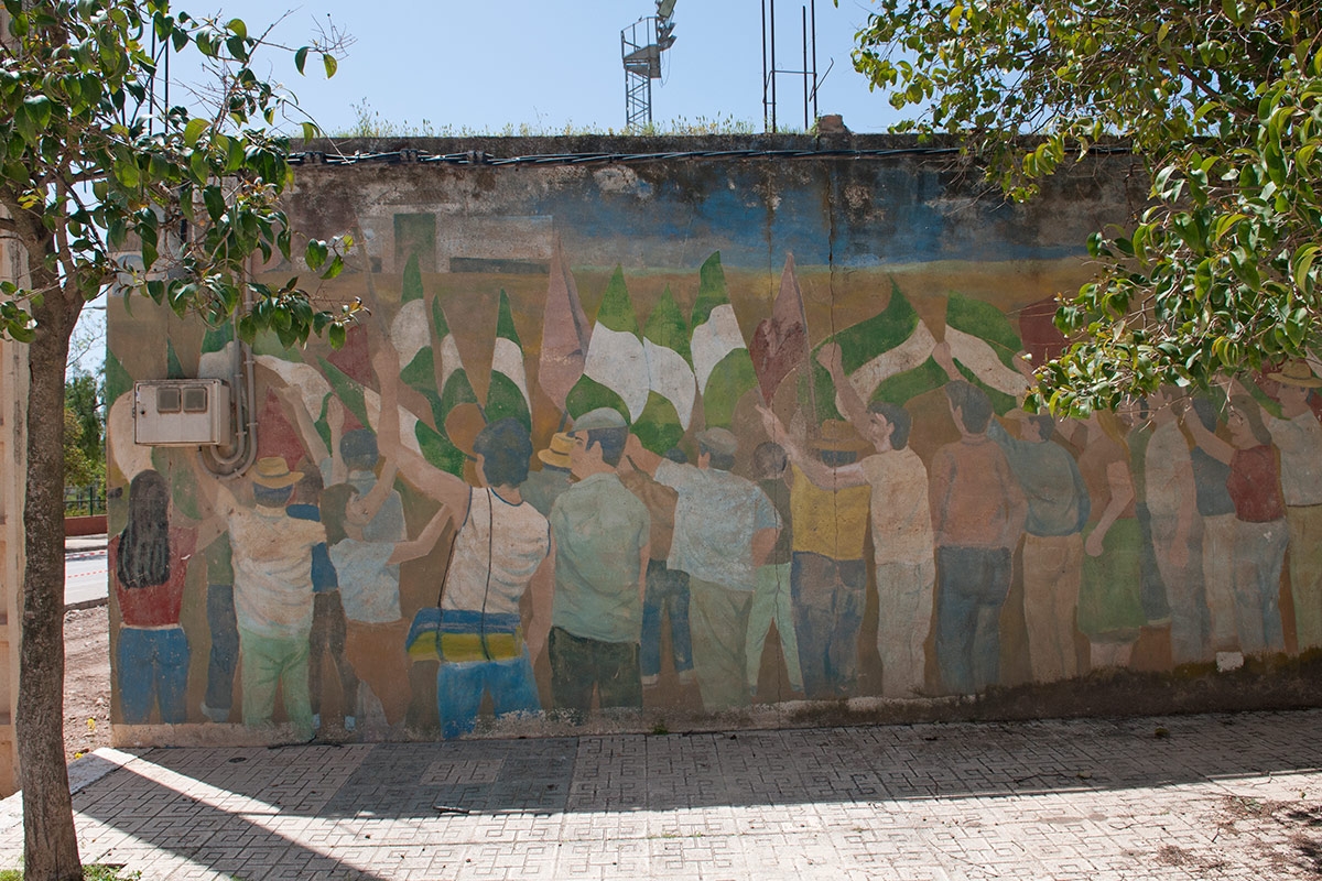 Wandbild mit protestierenden Landarbeitern
