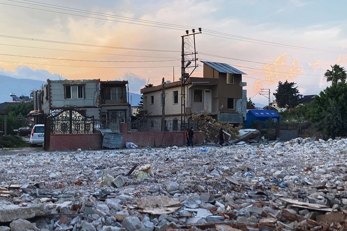 Nicht alle Häuser in Güzelburç überstanden das Erdbeben