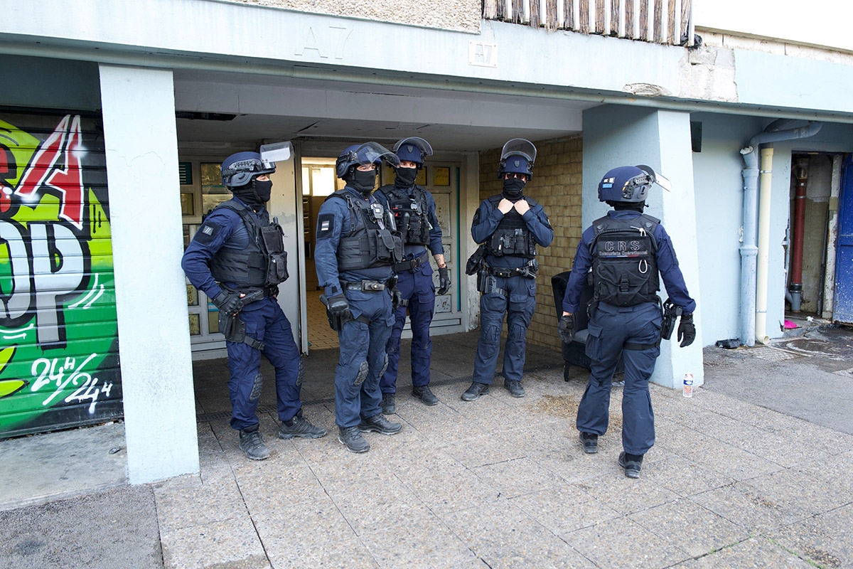 Die Polizeieinheit CRS 8 im Einsatz in Marseille, 19. August