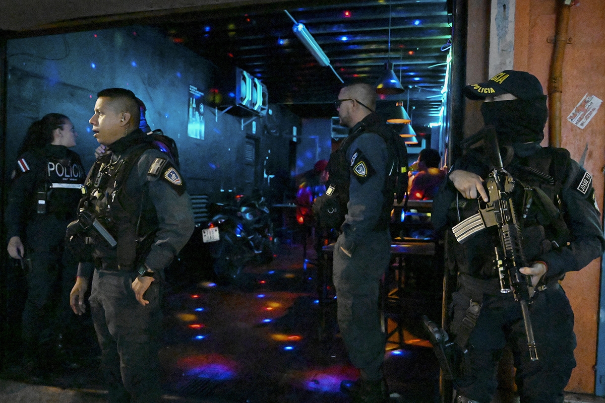 Bereits ein Teil des Narco-Staats? Checkpoint der Polizei in San José, 18.  August 2023