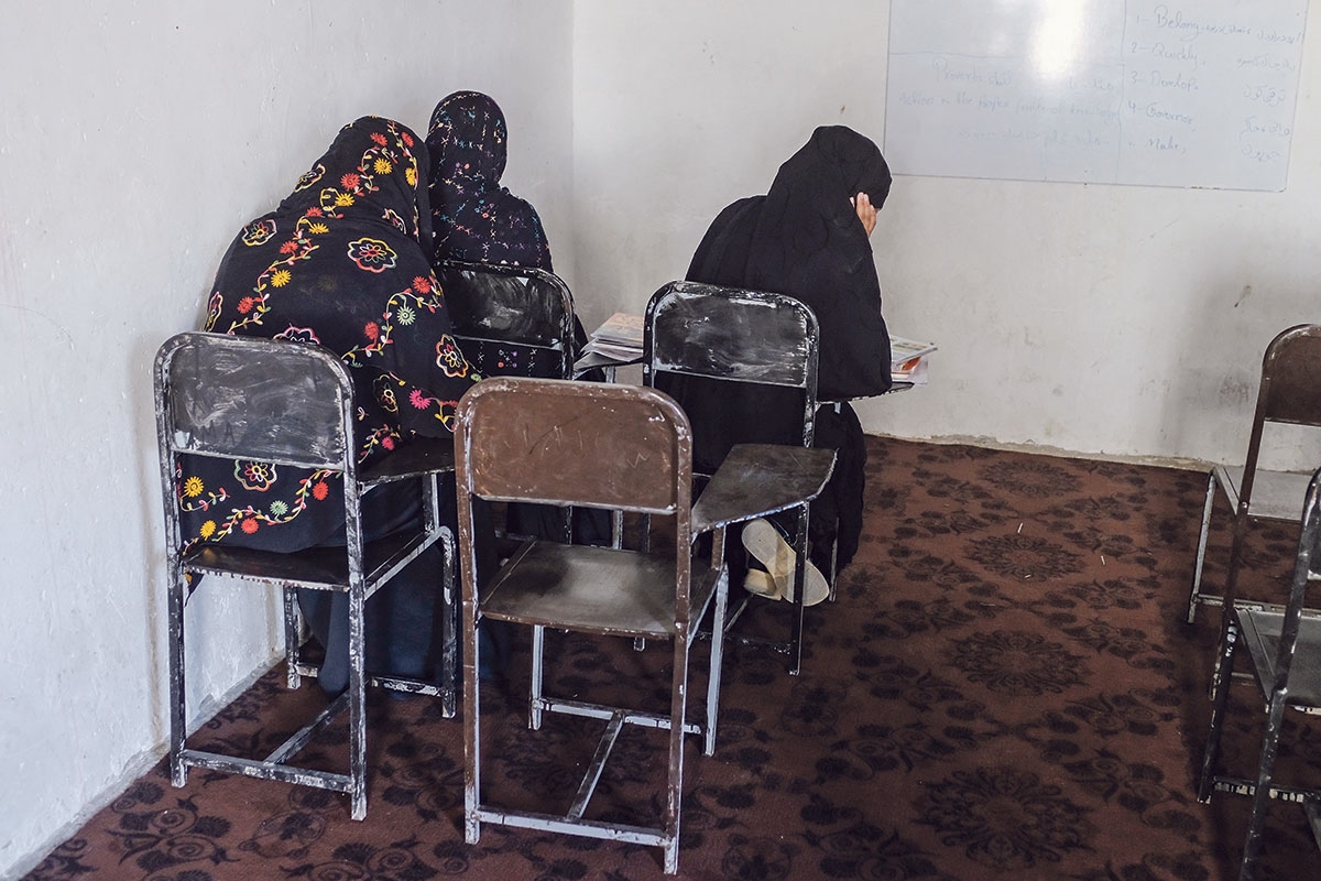 Gefährliches Lernen. Frauen können in Afghanistan nur heimlich Unterricht nehmen
