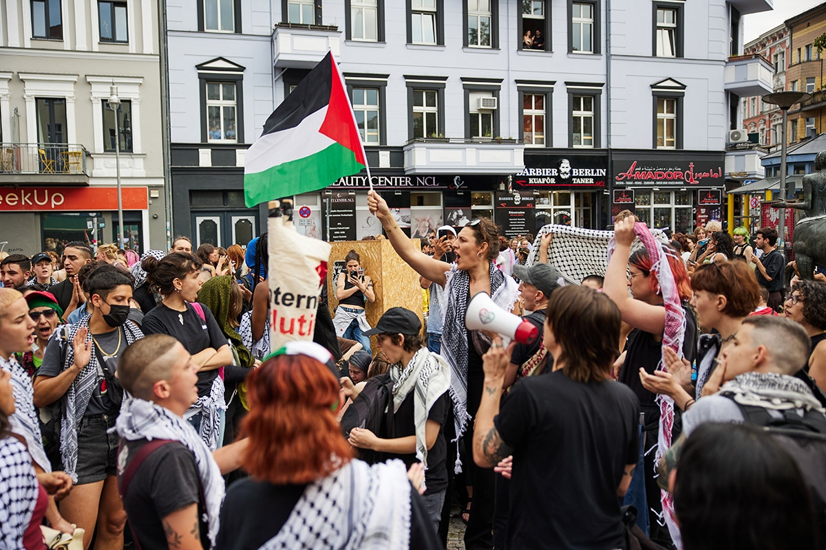 Nationalflaggen waren unerwünscht. Beim Dyke March am 26. Juli ging es mehr um Palästina als um lesbische Themen