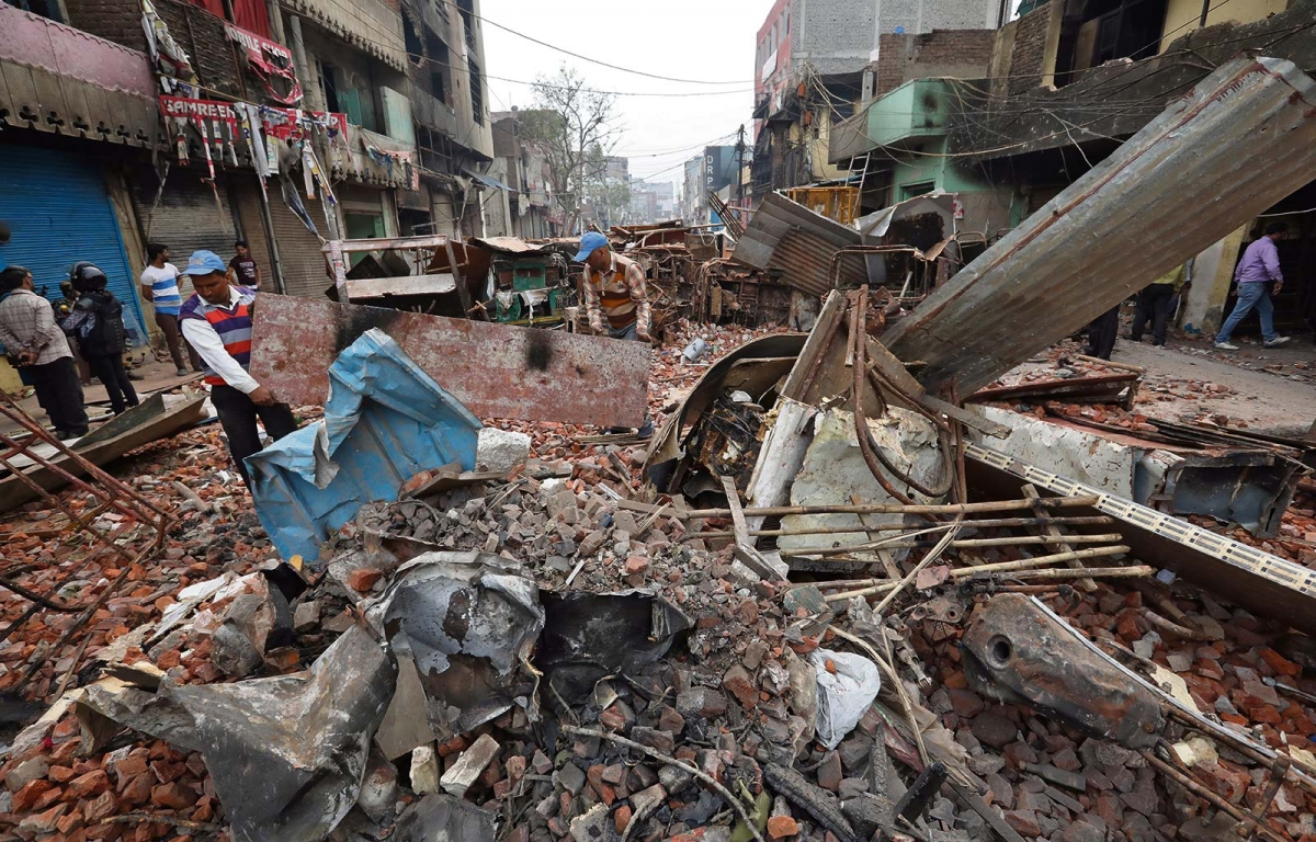 Sieht aus wie nach einem Luftangriff: Viertel in Delhi nach den Auseinandersetzungen über das CAA, 27. Februar