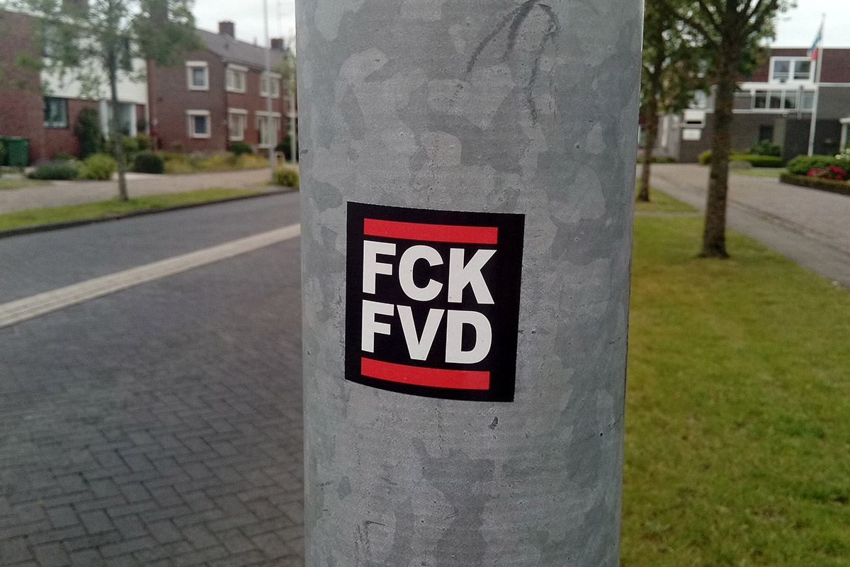FCK FVD Sticker im niederländischen Oude Pekela