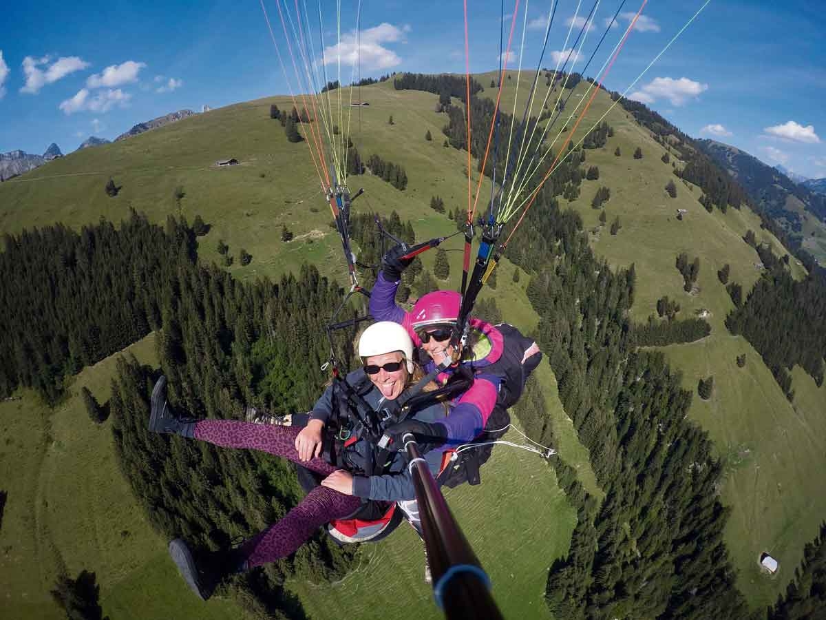 Bild von Paragliding-Tandem mit Go Pro während des Flugs geschossen