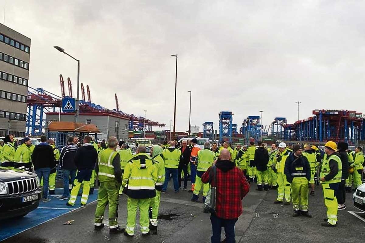 Gegen einen Verkauf von Hafenanteilen. Wilder Streik der Hafenarbeiter:innen am 6. November