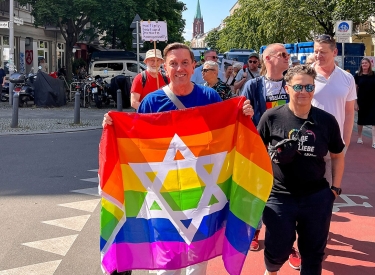 »Israel ist das Land im Nahen Osten, in dem Homosexuelle und Queers frei leben und sich organisieren können.« Straßenszene bei der East Pride 2023