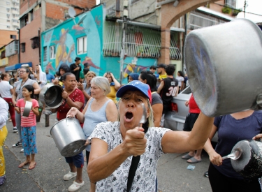Unter Maduro bleiben die Töpfe leer. Protest gegen Wahlmanipulation und Verarmung in Caracas, 29. Juli