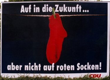 Nicht mit den roten Socken! 1994 warnte die CDU anlässlich der Bundestagswahl vor der PDS, bald muss sie womöglich mit dem ehemaligen PDS-Vorstandsmitglied Sahra Wagenknecht koalieren