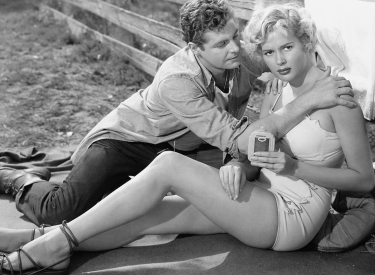 Sie hat die Beine schön. Betty (Beverly Michaels) mit ihrem Liebhaber, ­»Pickup«, 1951 