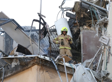 Täglich feuert die Hizbollah Raketen und Drohnen teils in dreistelliger Anzahl auf Israel ab, Einschlag in Safed am 9. Oktober