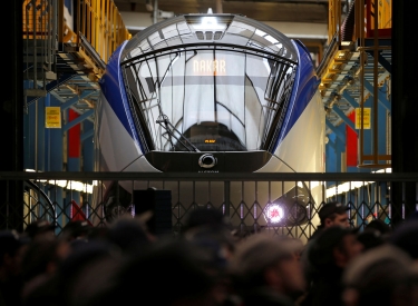 Der Zug bleibt französisch. Arnaud Montebourg will Arbeitsplätze beim Industrieunternehmen Alstom erhalten