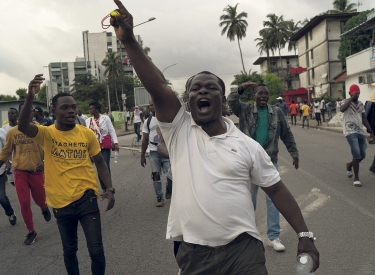 Protestierende Oppositionelle in Abidjan