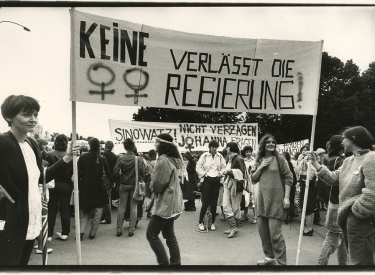 Frauendemonstration am WienerBallhausplatz 1983