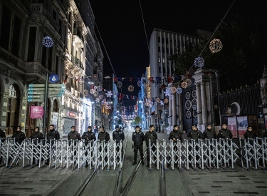 Polizeiabsperrung in Istanbuls İstiklal Caddesi