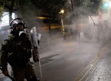 Polizei und Demonstranten in Athen