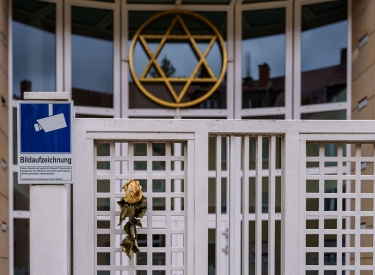 Jüdisches Leben in Deutschland ist nur noch hinter hohen Zäunen möglich