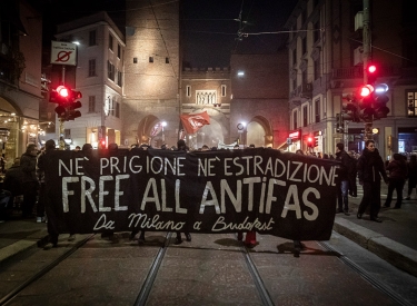 »Von Mailand nach Budapest«. Solidaritätskundgebung für die inhaftierten und gesuchten Antifaschist:innen in Mailand, 17. Februar